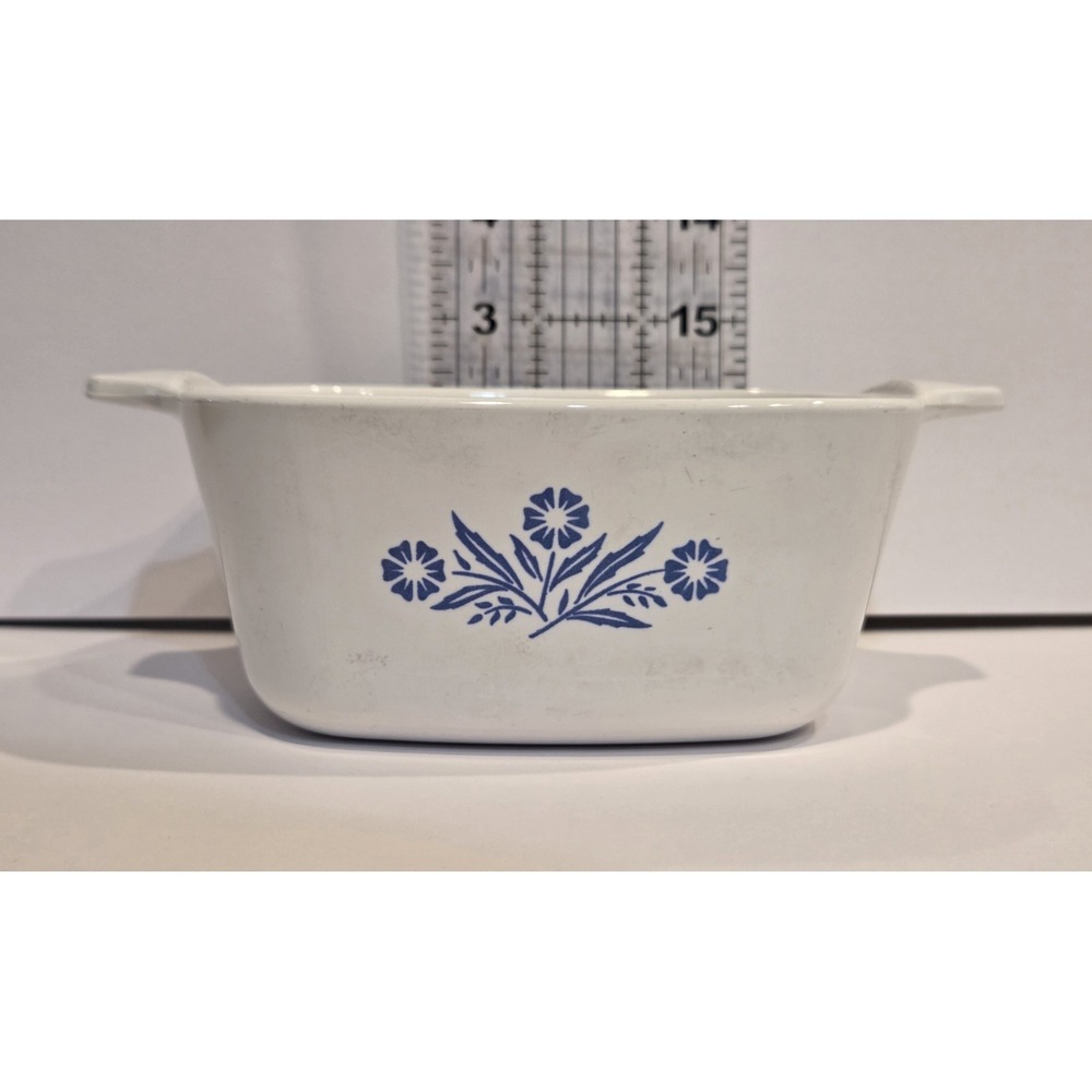 Corning Ware A-8-B Cornflower Blue Dish 8 x 8 x 1 3/4" w Pyrex Lid 1970s